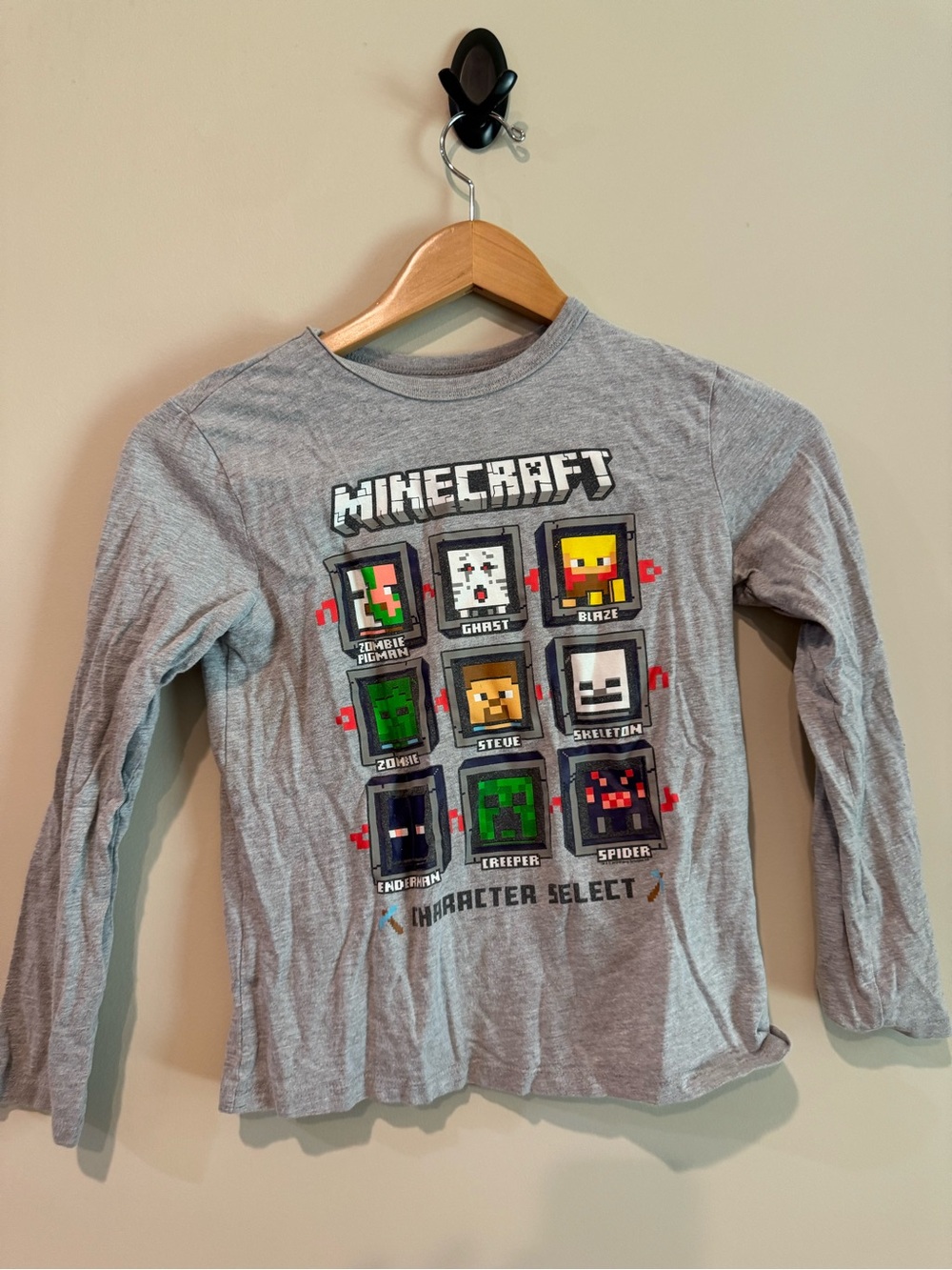 GAP Kids Gray Minecraft Character Select Long-Sleeve Tee